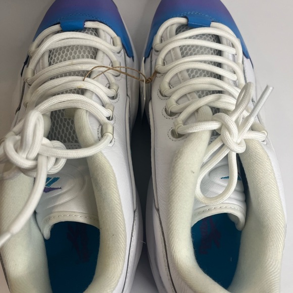 Reebok Men's Question Low Basketball Shoes GV7629 Radiant Aqua/Hyper Purple Sz12 - Picture 2 of 13